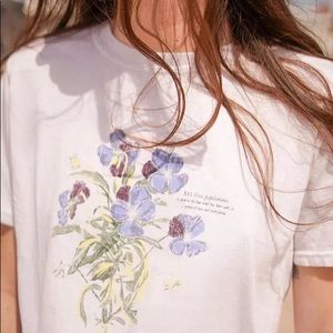 COPY - ⭐️ URBAN OUTFITTERS SHIRT ⭐️